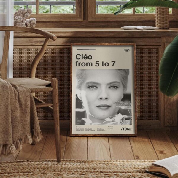 Mid-century poster of Cléo from 5 to 7 movie